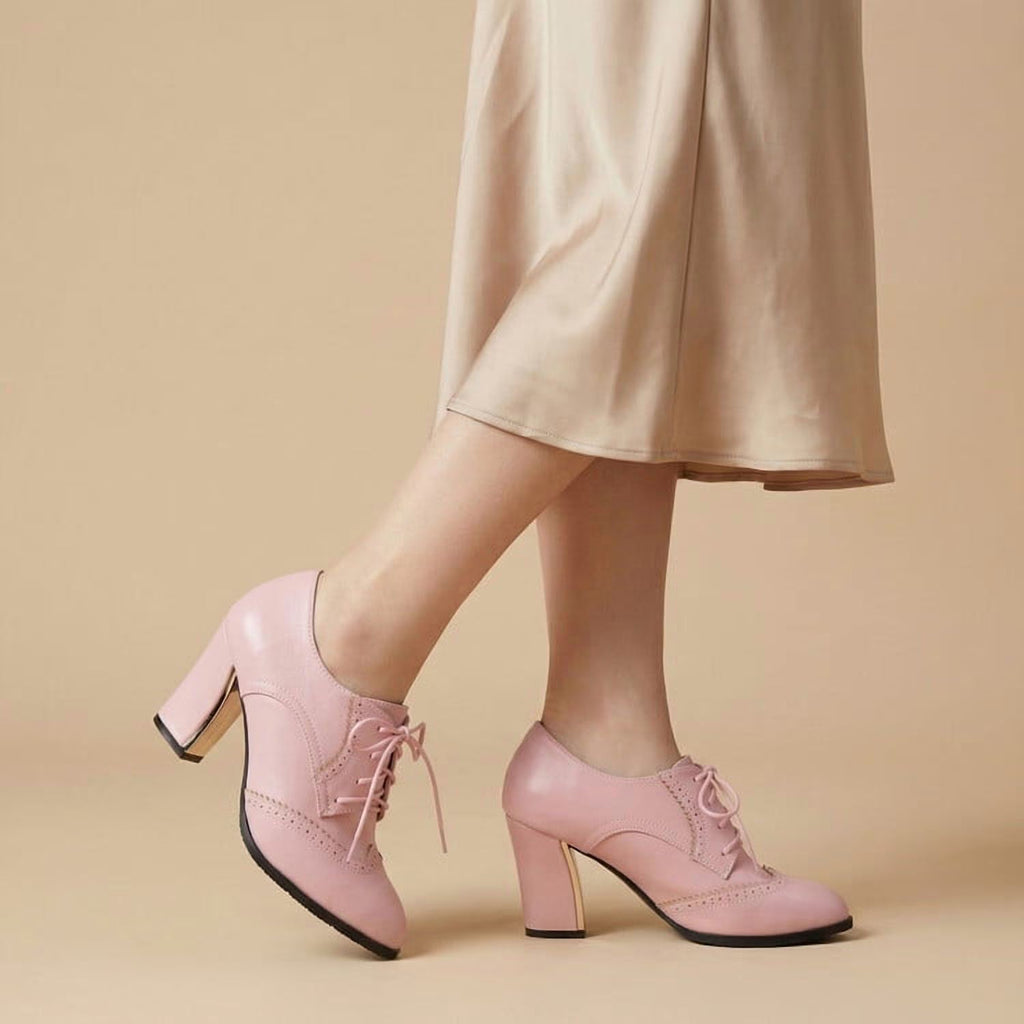 Women's Wingtip Oxford Platform Pumps Pink