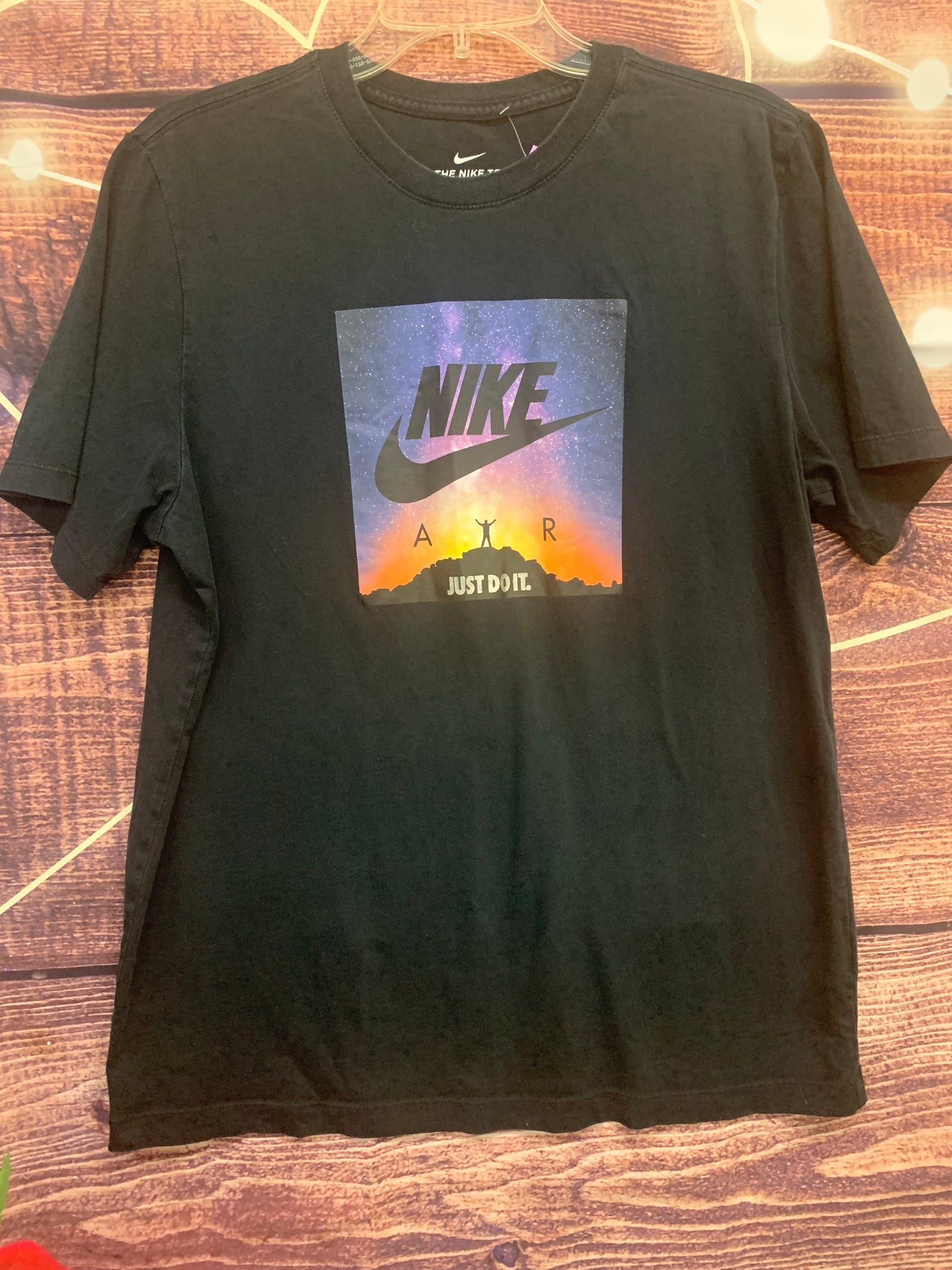 Men’s Nike shirt sz large