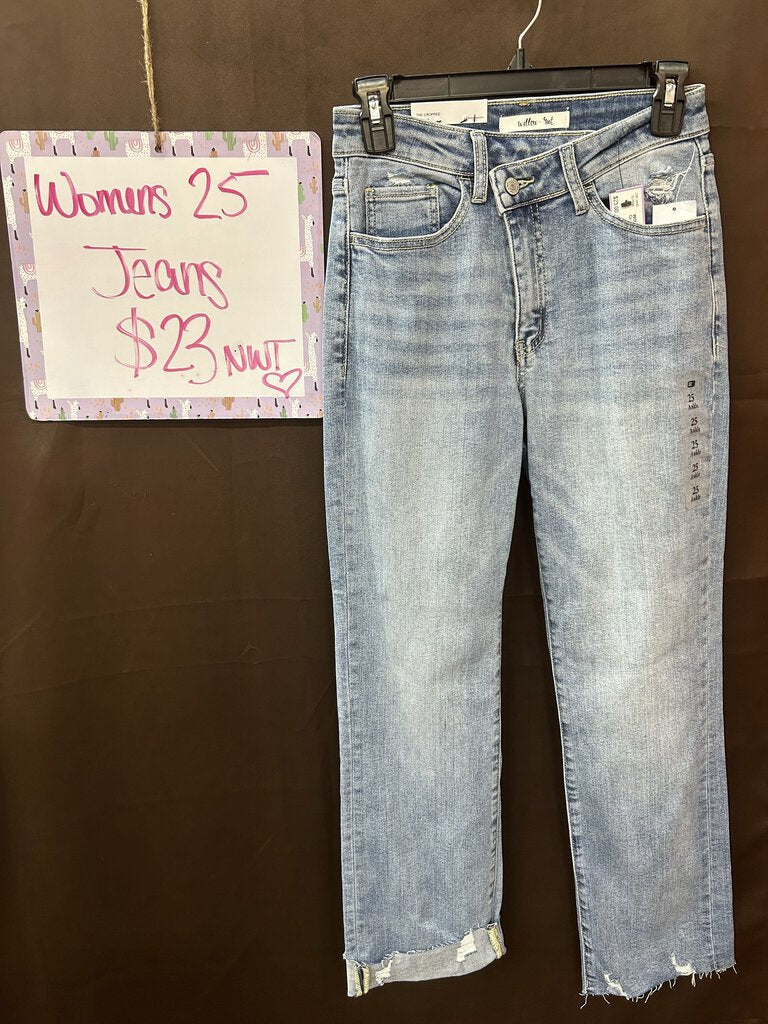 Cropped rise up jeans