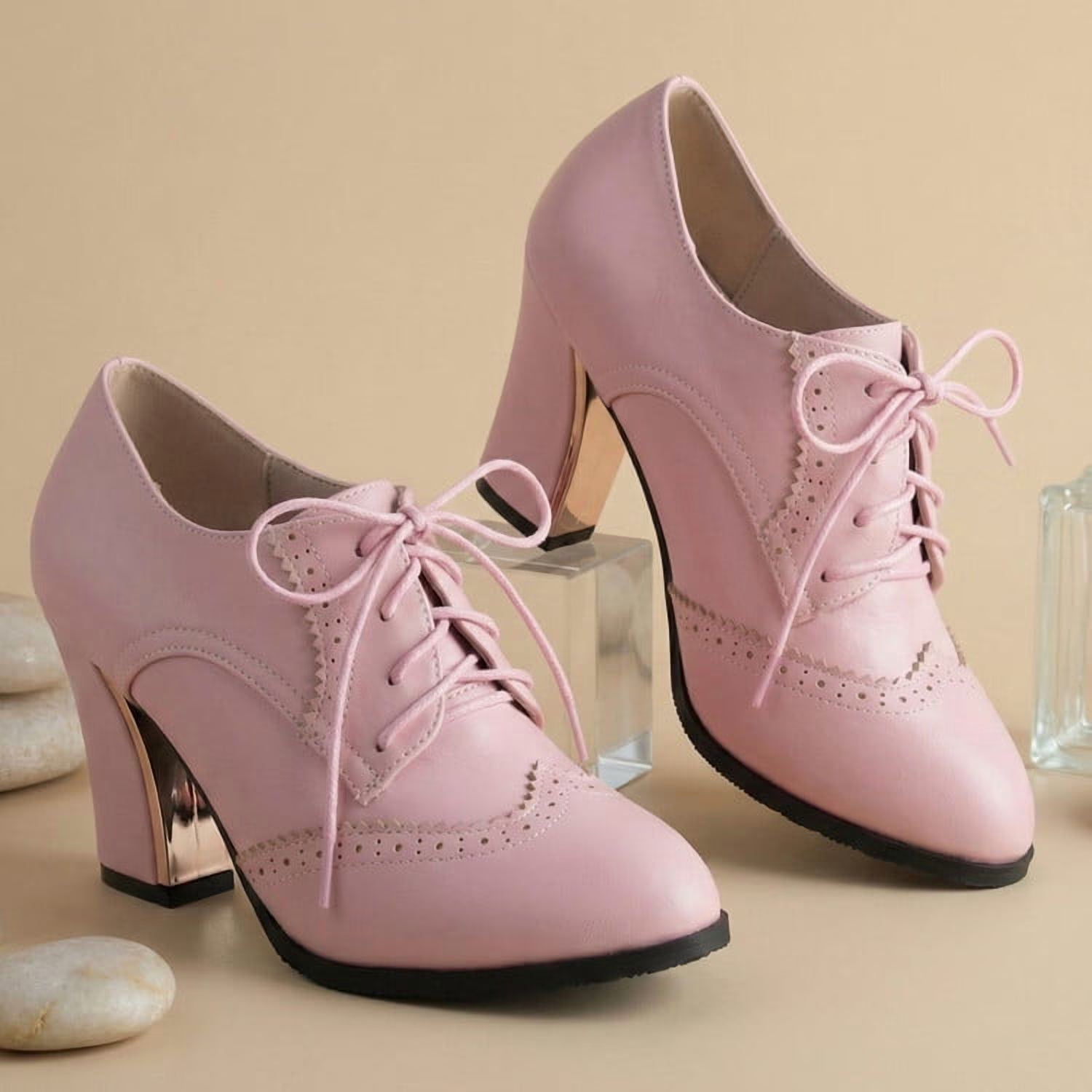 Women's Wingtip Oxford Platform Pumps Pink
